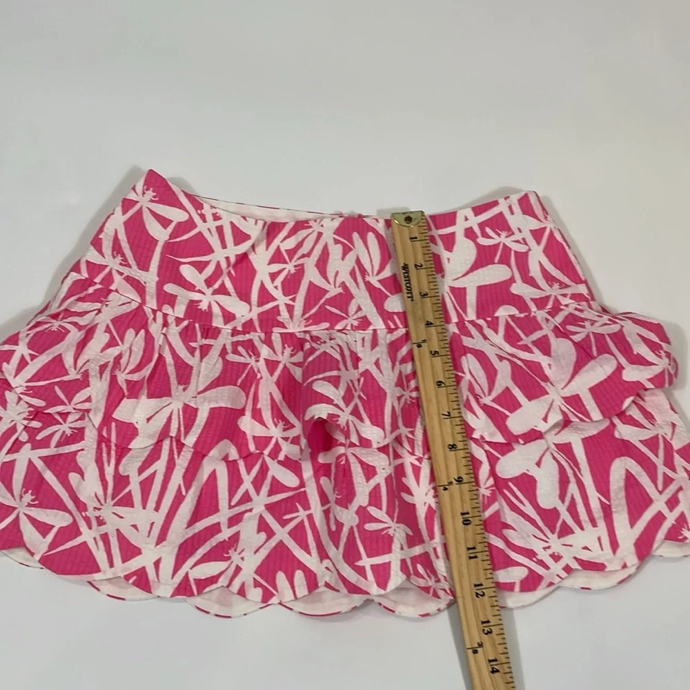 Lilly Pulitzer Mini Skirt Size 0 Pink And White Dragonfly Print Scalloped EUC